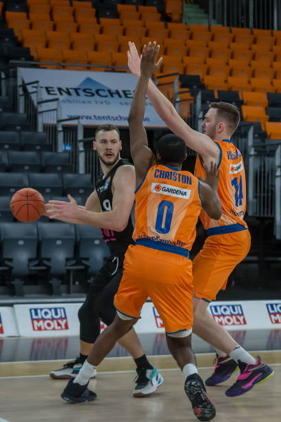 会自发起立 会自发起立